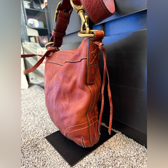 Coach Y2K Bleecker Slim Duffle Saddle Tan Leather Crossbody bag - Picture 7 of 15